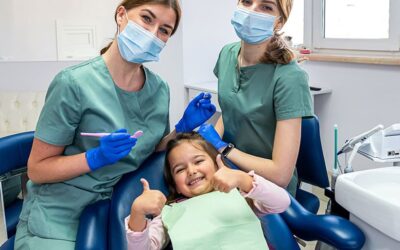 Beyond Metal: The Benefits of Choosing White Crowns and Fillings for Your Teeth
